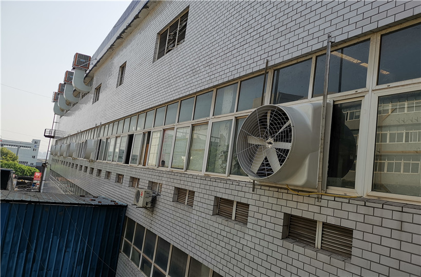 廠房車間使用負(fù)壓風(fēng)機(jī)通風(fēng)降溫效果好嗎？